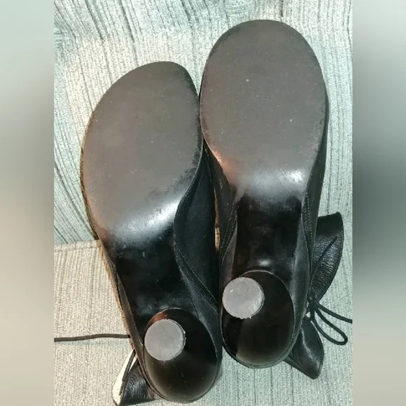 Fluevog Bellevue Inez Sexton booties - Picture 7 of 11